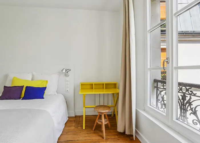 Lägenhet Escapade Elegante Dans Le Marais Paris