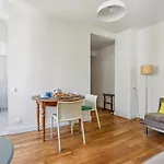 Escapade Elegante Dans Le Marais Apartment Paris
